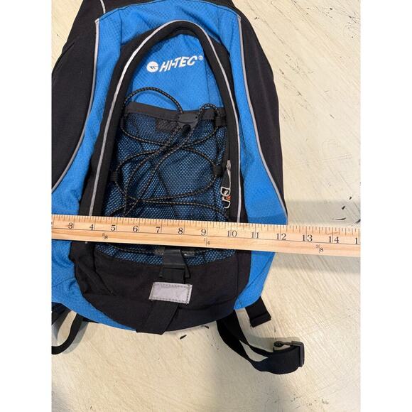 Hi-Tec Hiking / Outdoor Blue and Black Pack Backpack Gorpcore Fishing Summer - Picture 2 of 7